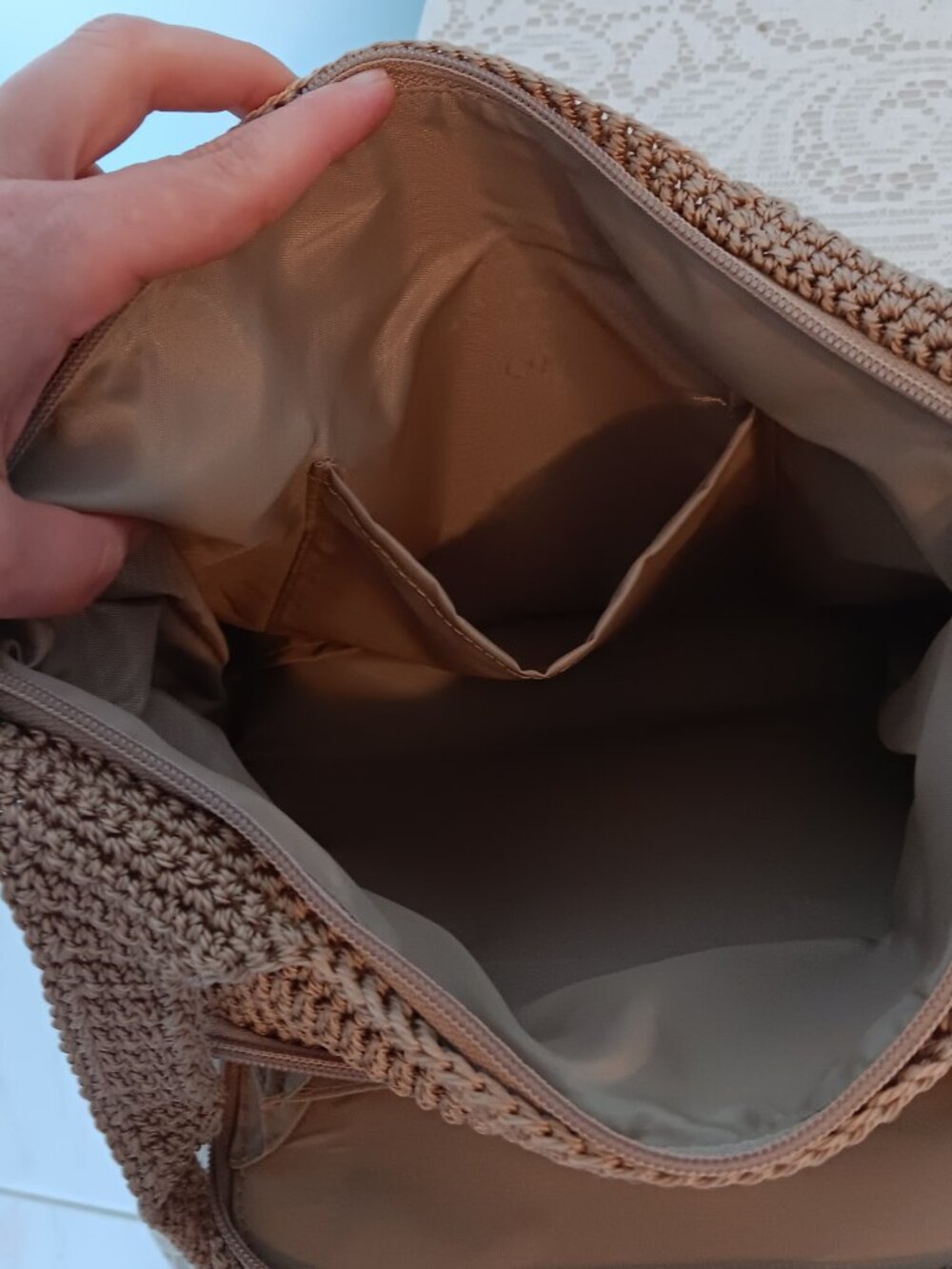 Beige Woven Crossbody Shoulder Bag Zippered Organizer Pocket - Picture 2 of 3